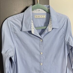 Abercrombie & Fitch Sky Blue Button-Up Shirt Size L•EUC Excellent Used Condition